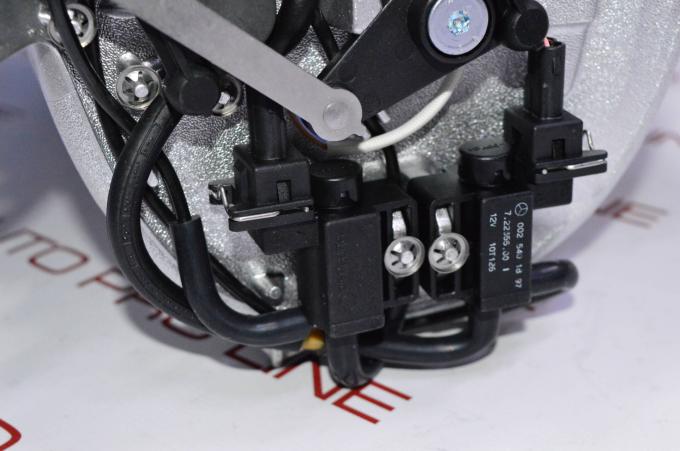 Впускной коллектор Mercedes M273 V8 A2731400701