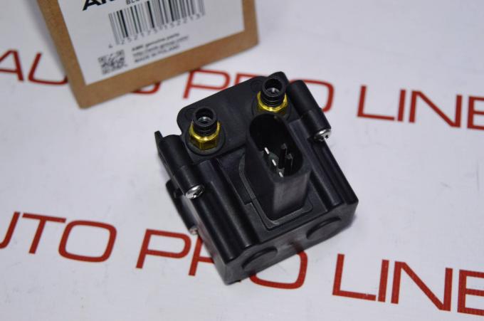 Блок клапанов пневмоподвески BMW X5 e70 X6 E71 37206789937