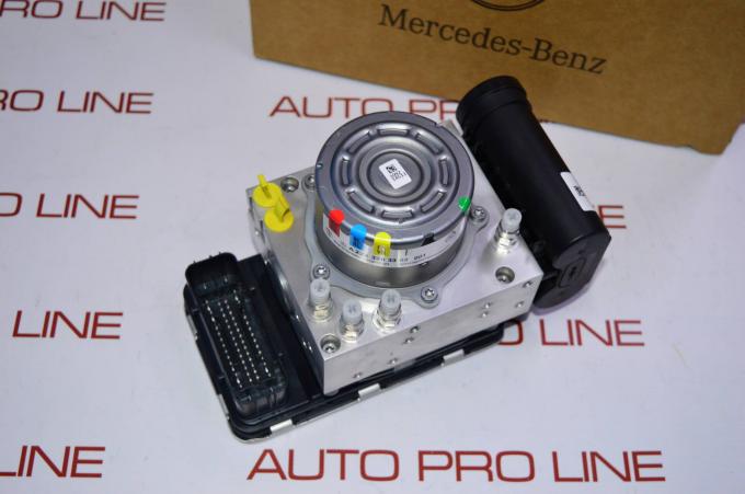 Компрессор пневмоподвески Mercedes S Class W223 A2233203303
