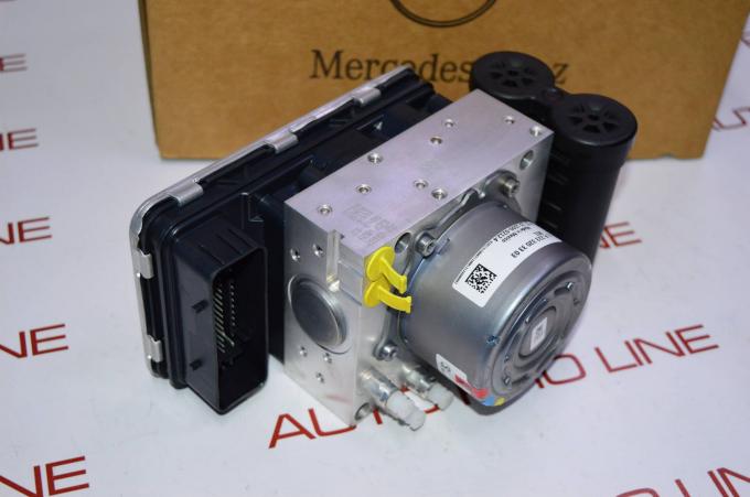 Компрессор пневмоподвески Mercedes S Class W223 A2233203303