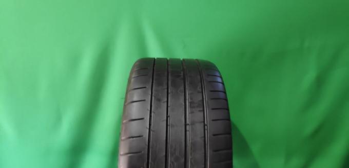 Michelin Pilot Super Sport 245/35 R18