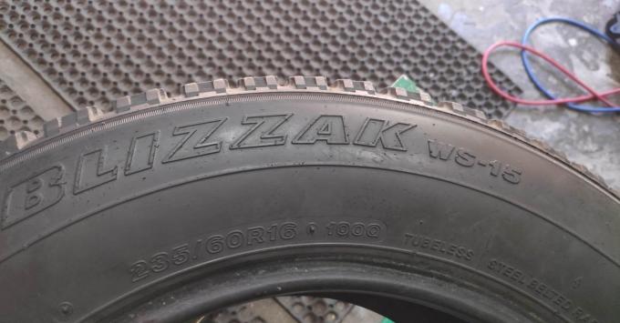 Bridgestone Blizzak WS-15 235/60 R16 106W