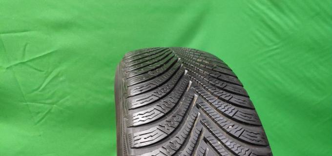 Michelin Alpin 5 215/55 R16