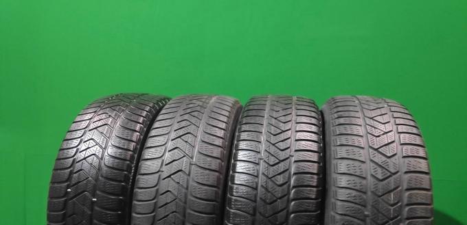 Pirelli Winter Sottozero 3 215/60 R16