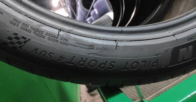 Michelin Pilot Sport 4 SUV 275/40 R22 108Y