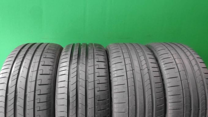 255/35 R20 Pirelli P Zero PZ4 летние