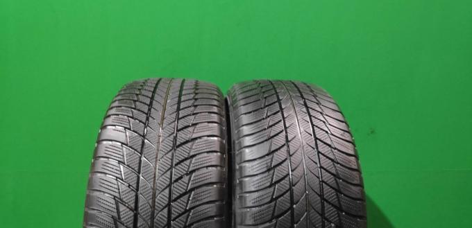 Bridgestone Blizzak LM-001 245/50 R19