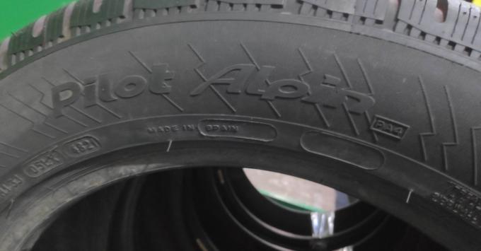 Michelin Pilot Alpin PA4 235/55 R18 104V