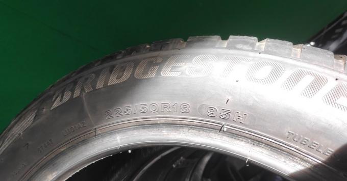 Bridgestone Blizzak LM-001 225/50 R18 95H