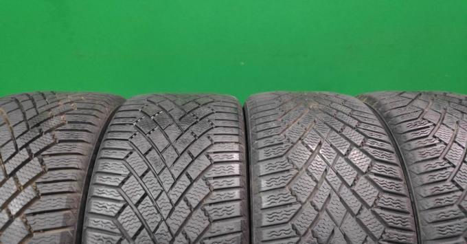 Continental ContiVikingContact 7 245/45 R17 99T