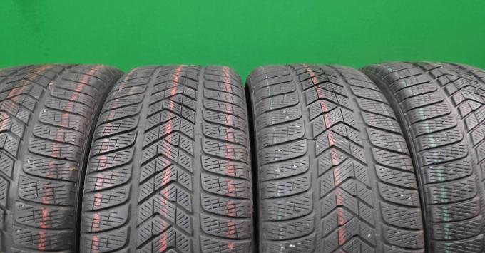 Pirelli Scorpion Winter 255/45 R20 105V