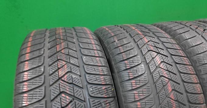 Pirelli Scorpion Winter 255/45 R20 105V