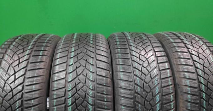 Goodyear UltraGrip Performance Gen-1 235/50 R18 101V