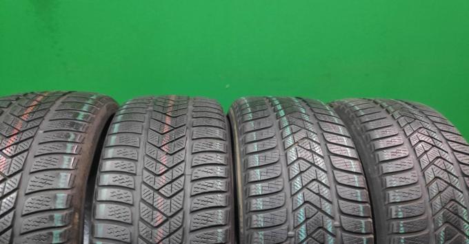 Pirelli Winter Sottozero 3 255/35 R20 97W