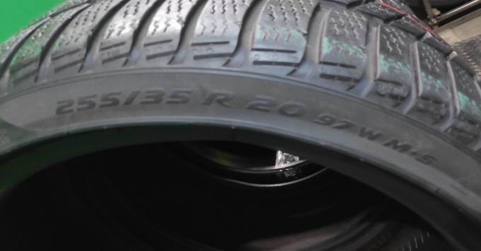 Pirelli Winter Sottozero 3 255/35 R20 97W