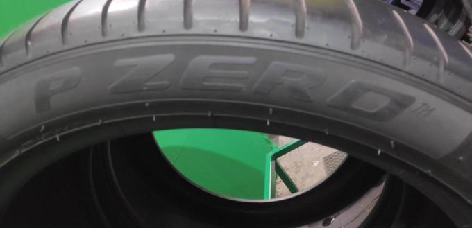 Pirelli P Zero PZ4 325/35 R22 110Y