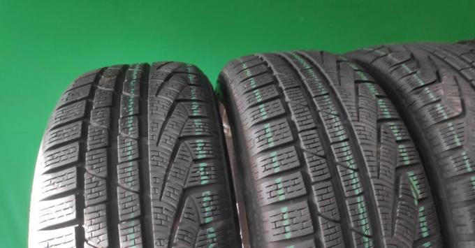 Pirelli Winter Sottozero 210 Serie II 225/50 R17 98T