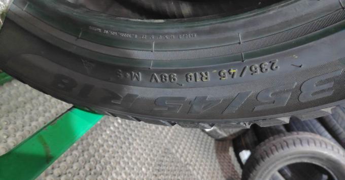 Pirelli Winter Sottozero 3 235/45 R18 98V