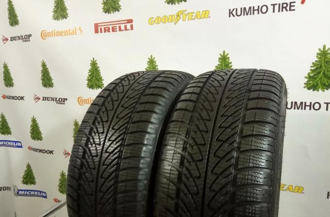 Goodyear UltraGrip 8 Performance 225/40 R18 92V