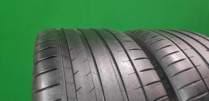 Michelin Pilot Sport 4 S 265/32 R22 102Y