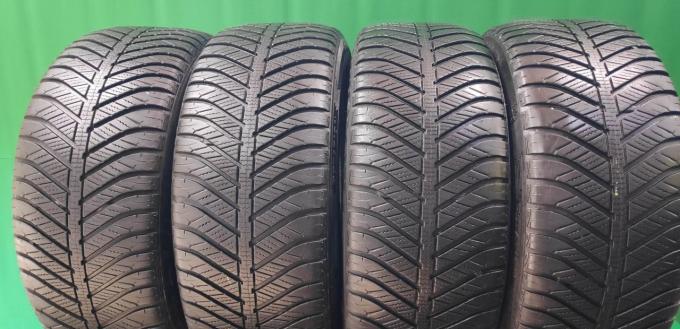 Goodyear Vector 4Seasons 225/45 R18 91H