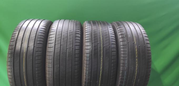 Michelin Latitude Sport 3 235/60 R18 103W