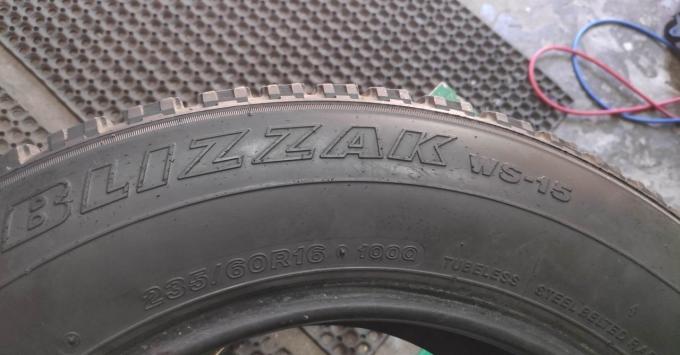 Bridgestone Blizzak WS-15 235/60 R16 100Q