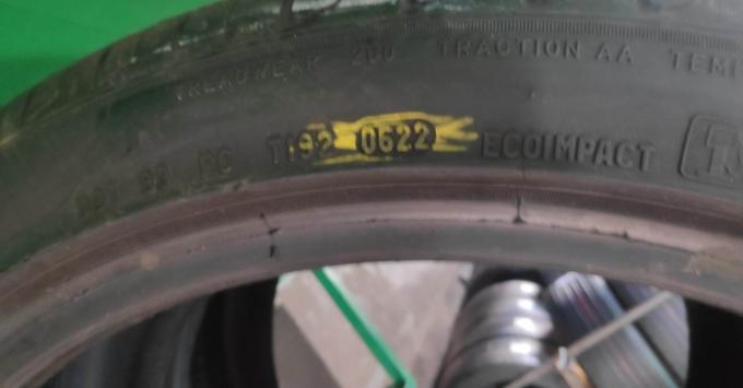 Pirelli Cinturato P7 235/40 R19 96W