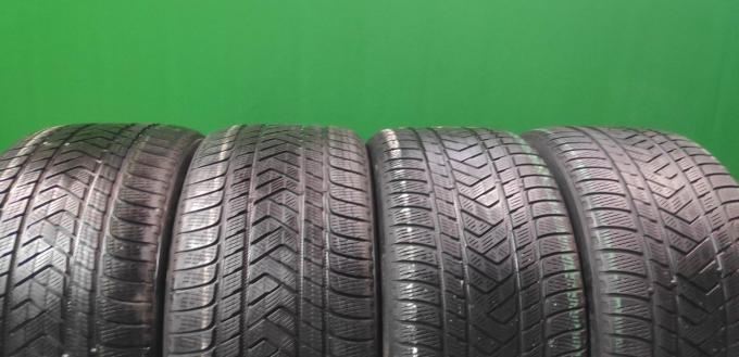 Pirelli Scorpion Winter 285/35 R22