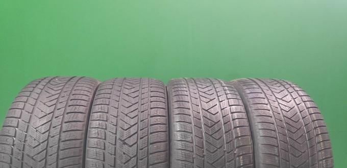 Pirelli Scorpion Winter 285/35 R22 106V