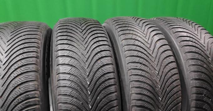 Michelin Alpin 5 215/65 R17 99H