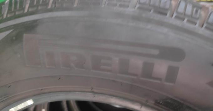 Pirelli Ice Zero 215/65 R16 102T