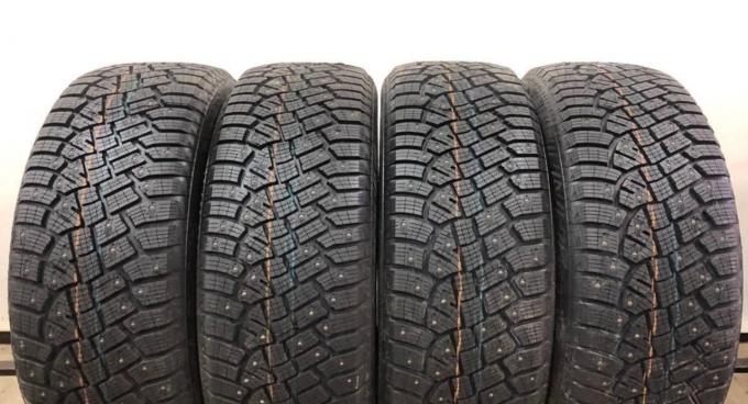 Continental ContiIceContact 235/65 R19 109T