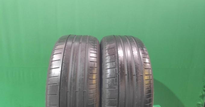 Pirelli P Zero PZ4 245/45 R19 102Y