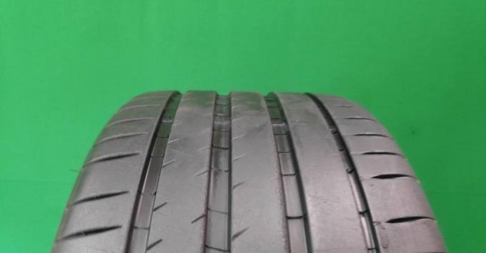 Michelin Pilot Sport 4  325/30 R21 108Y