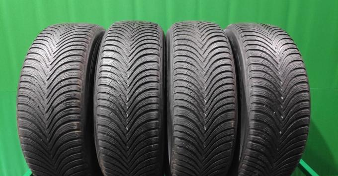 Michelin Alpin 5 215/65 R17 99H