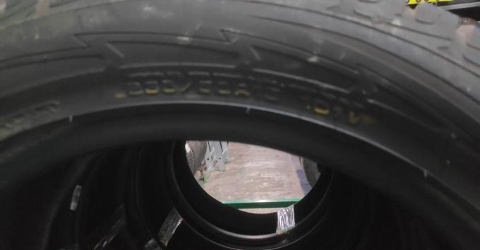 Goodyear UltraGrip Performance Gen-1 235/50 R18 101V