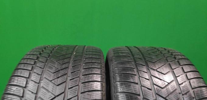 Pirelli Scorpion Winter 305/35 R21