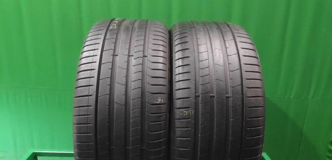 Pirelli P Zero PZ4 275/35 R22