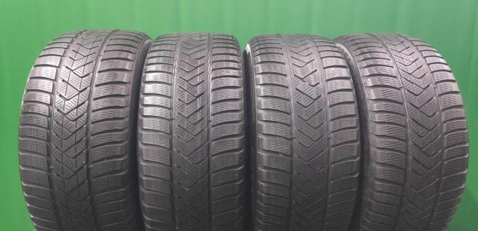 Pirelli Winter Sottozero 3 235/45 R18