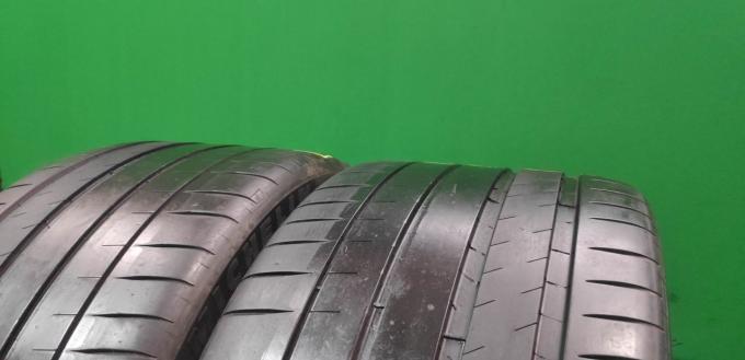 Michelin Pilot Sport 4 S 325/35 R22 114Y