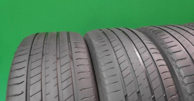 Michelin Latitude Sport 3 255/45 R20 и 285/40 R20 105Y