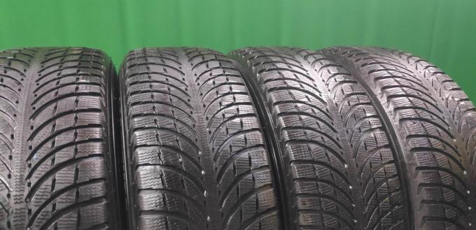 Michelin Latitude Alpin LA2 235/65 R19