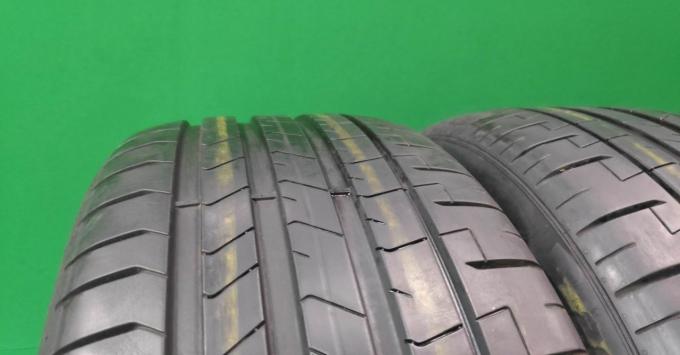 Pirelli P Zero PZ4 265/45 R21 104W