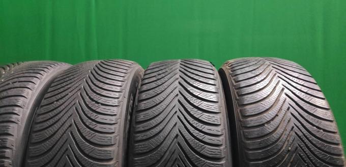 Michelin Alpin 5 215/60 R16