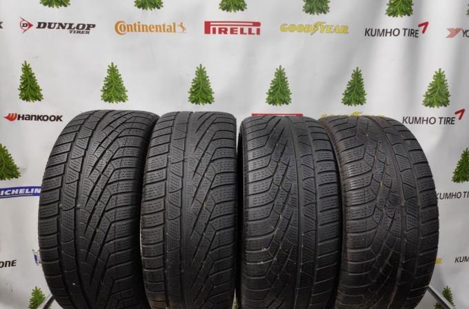 Pirelli Winter Sottozero 210 235/45 R17 94H