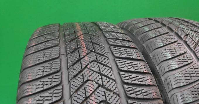 Pirelli Scorpion Winter RFT 275/40 R21 107V