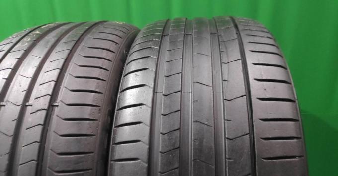 Pirelli P Zero PZ4 275/35 R22 104Y