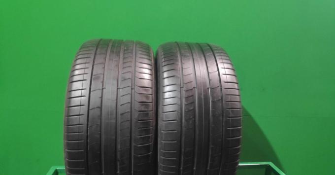 Pirelli P Zero PZ4 305/40 R20 112Y