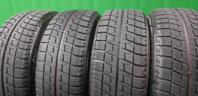 Bridgestone Blizzak Revo2 215/60 R17